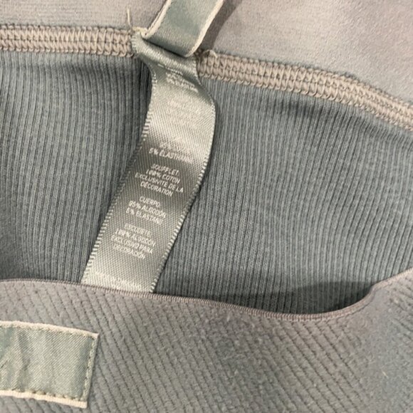 Skims kyanite bra & panty set 👙 size 2X - Picture 6 of 7